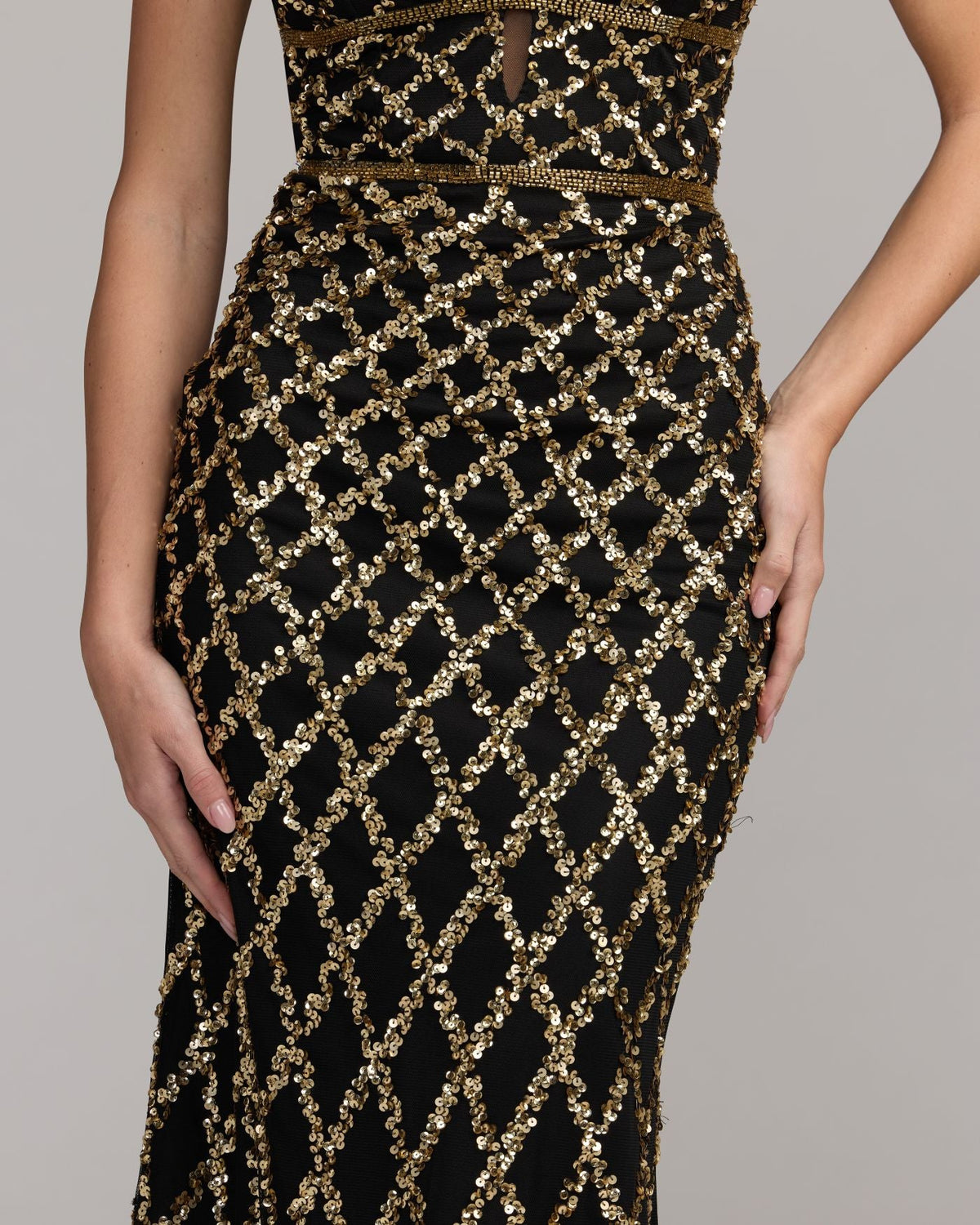 Mac Duggal Black Gold Sequin Embellished Sleeveless Column Gown