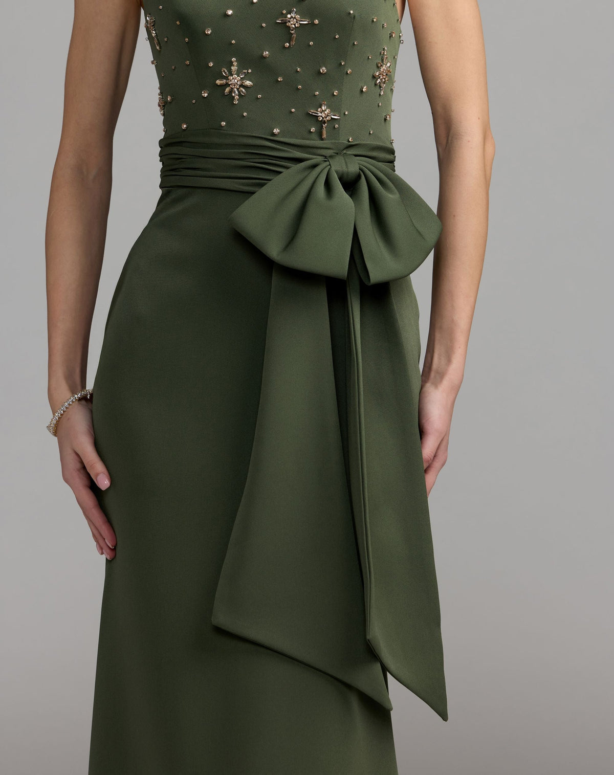 Mac Duggal Forest Green Embellished One Shoulder Crepe Gown With Bow