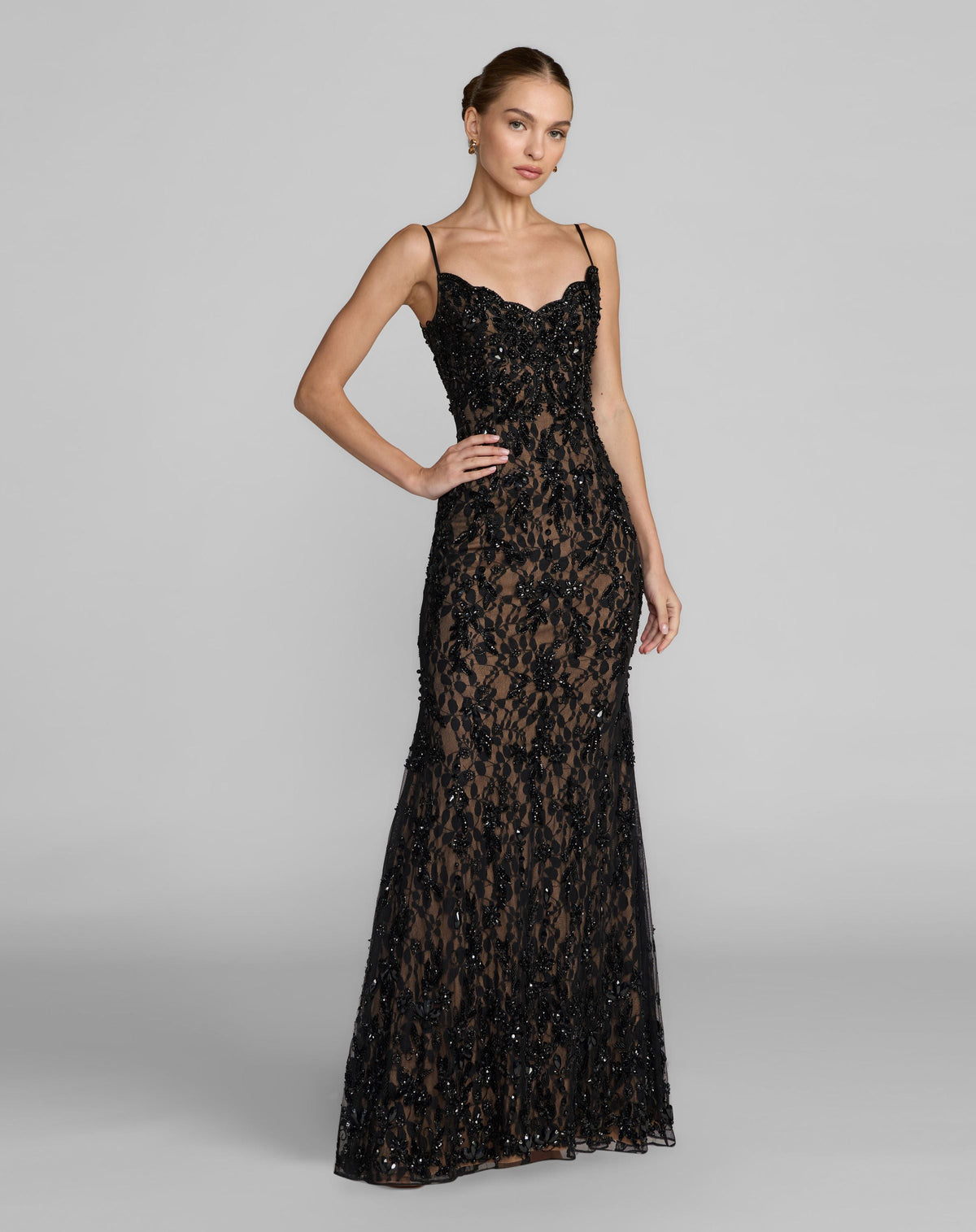 Mac Duggal Black Embellished Lace Sleeveless Gown