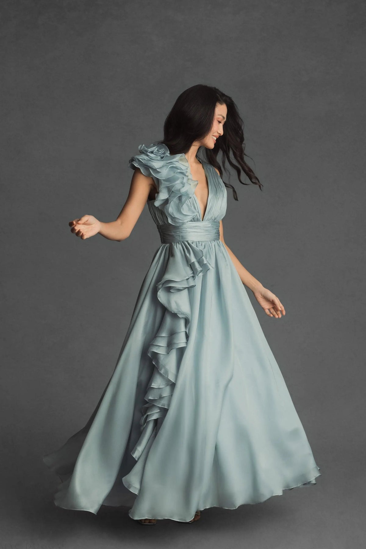Mac Duggal Green Ruffle Shoulder V-Neck Chiffon Gown