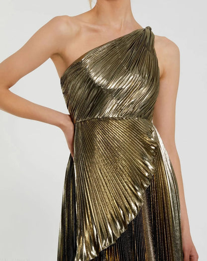 Mac Duggal Gold Metallic Pleated One Shoulder Gown