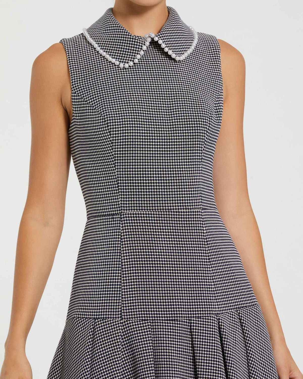 Mac Duggal Black Sleeveless Collared Boucle Mini Dress