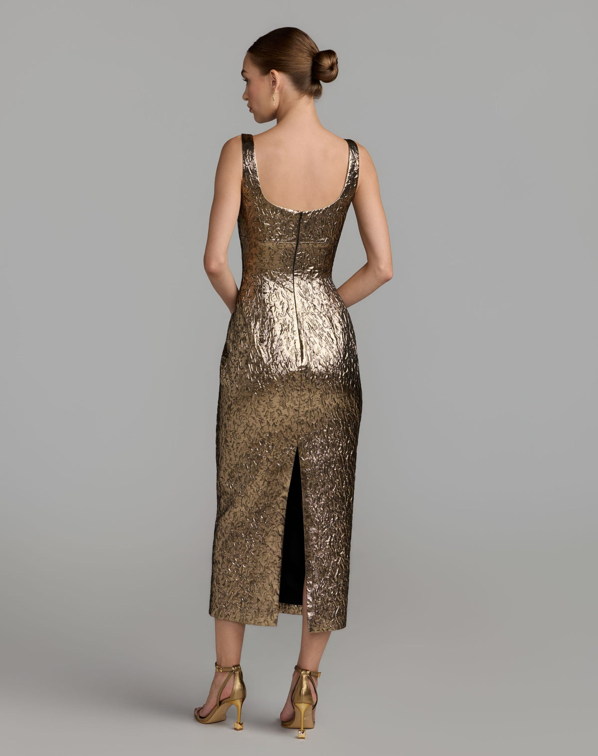 Mac Duggal Gold Metallic Scoop Neck Brocade Midi Dress