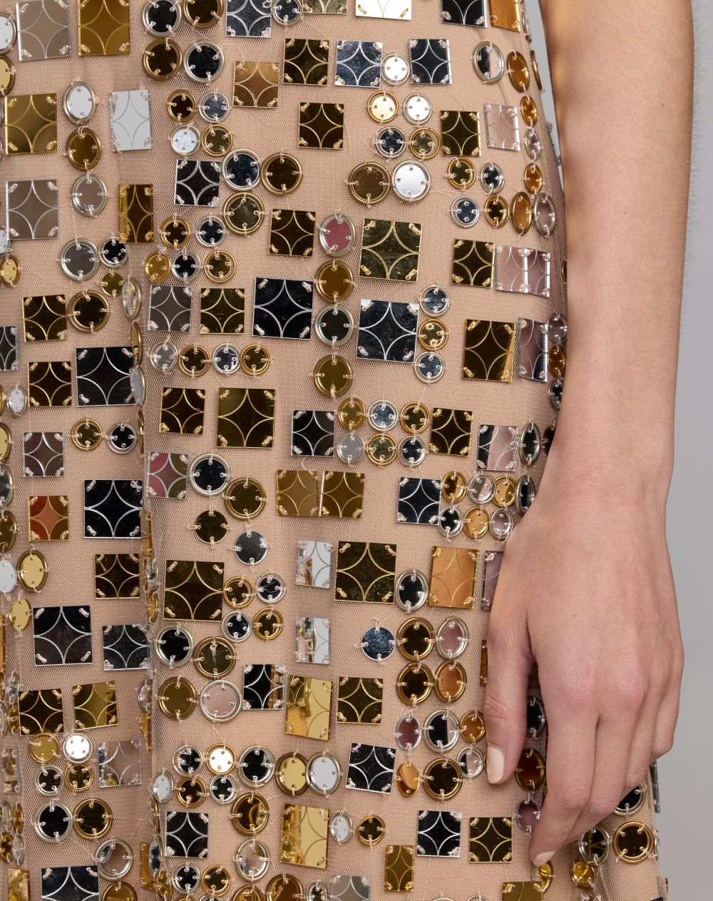 Mac Duggal Gold Geometric Embellished Sleeveless Mini Dress