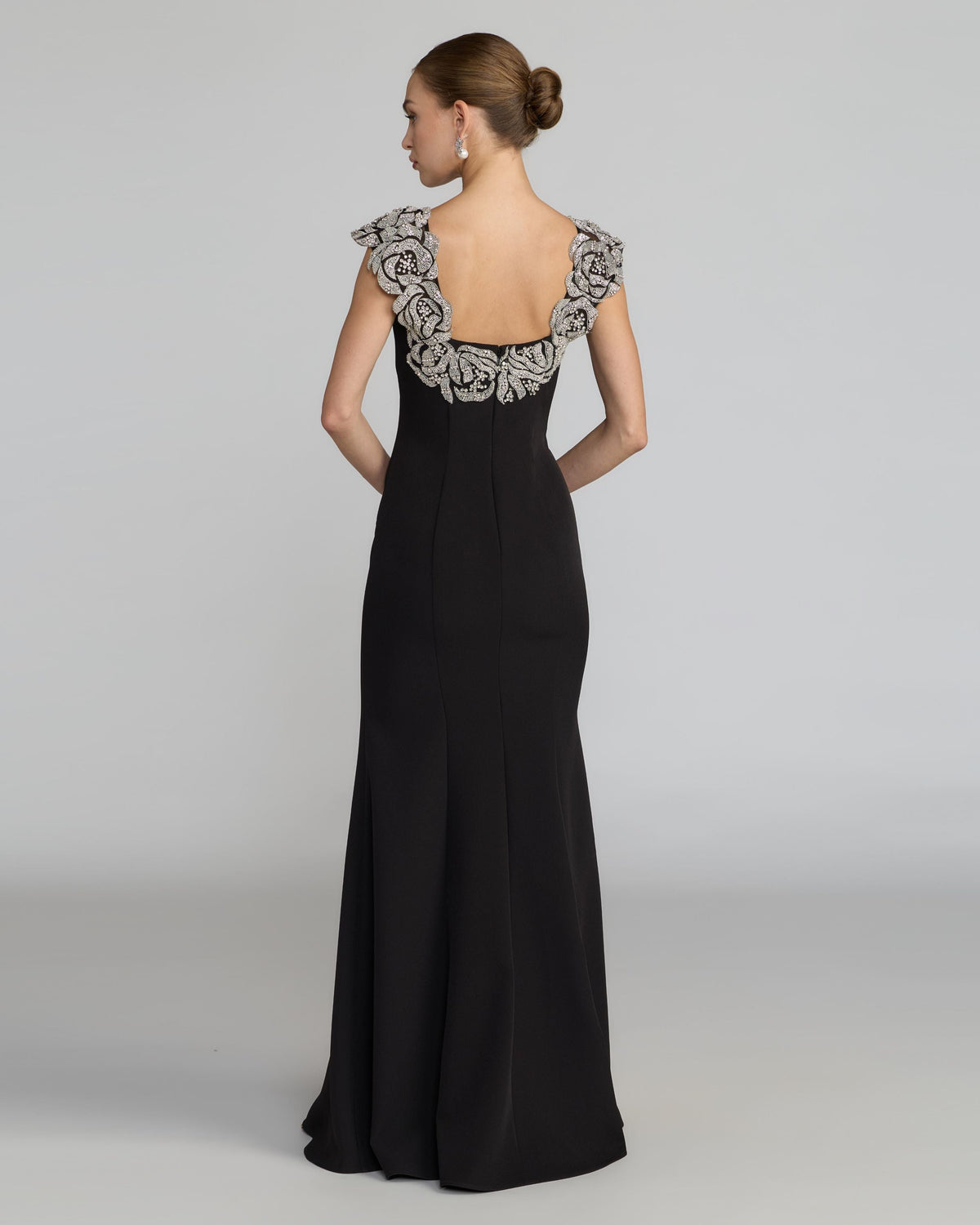 Mac Duggal Black Beaded Floral Appliqué Mermaid Gown