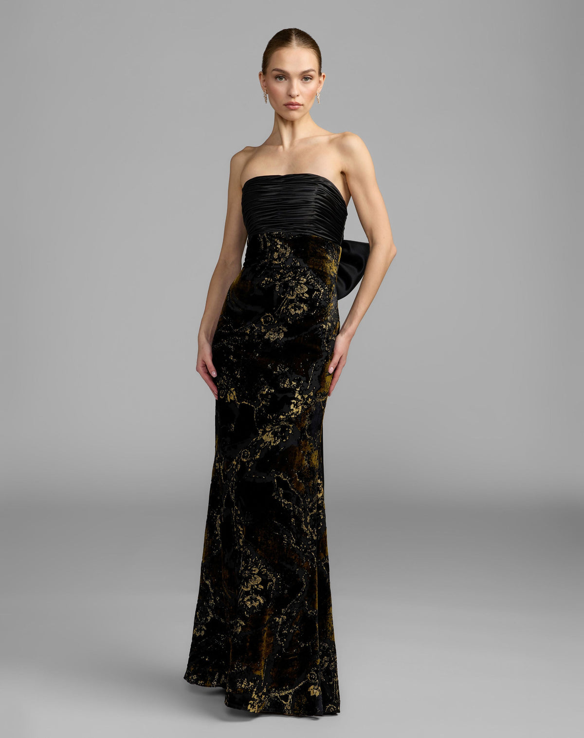 Mac Duggal Black Satin And Velvet Strapless Gown With Bow