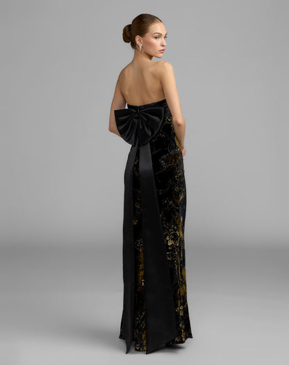 Mac Duggal Black Satin And Velvet Strapless Gown With Bow