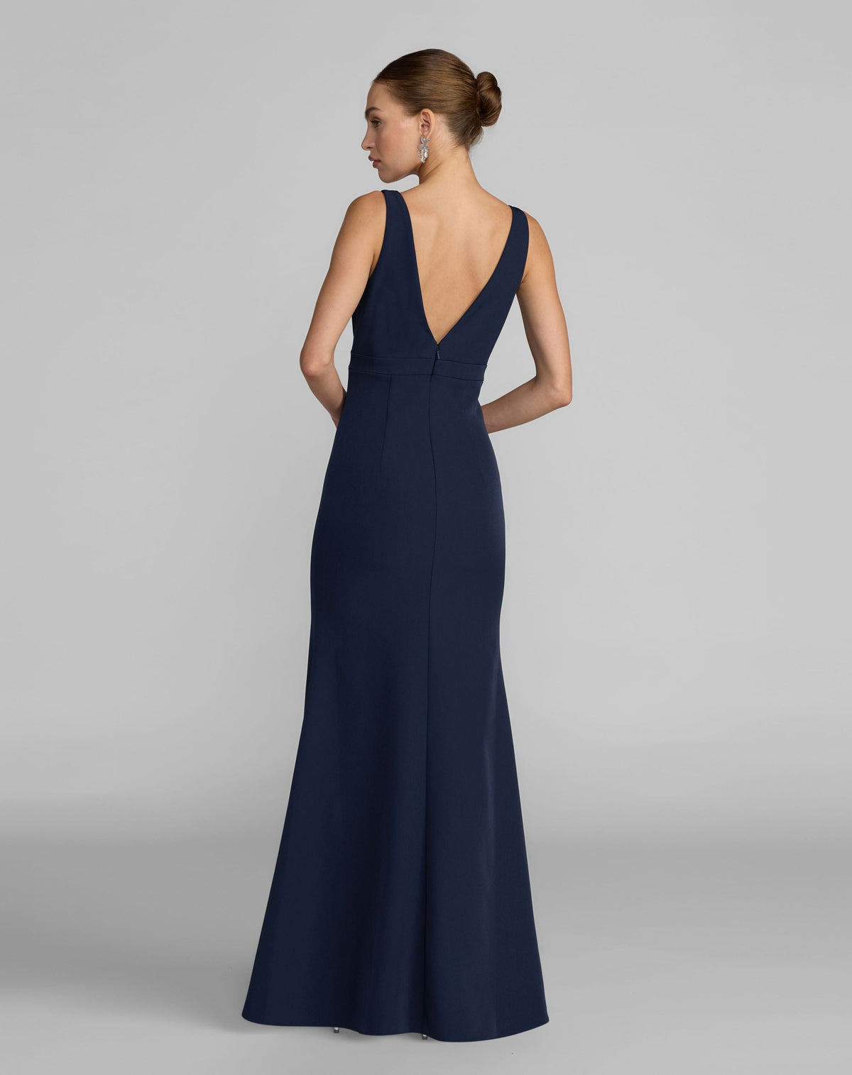 Mac Duggal Navy Crepe V-Neck Mermaid Gown With Bow