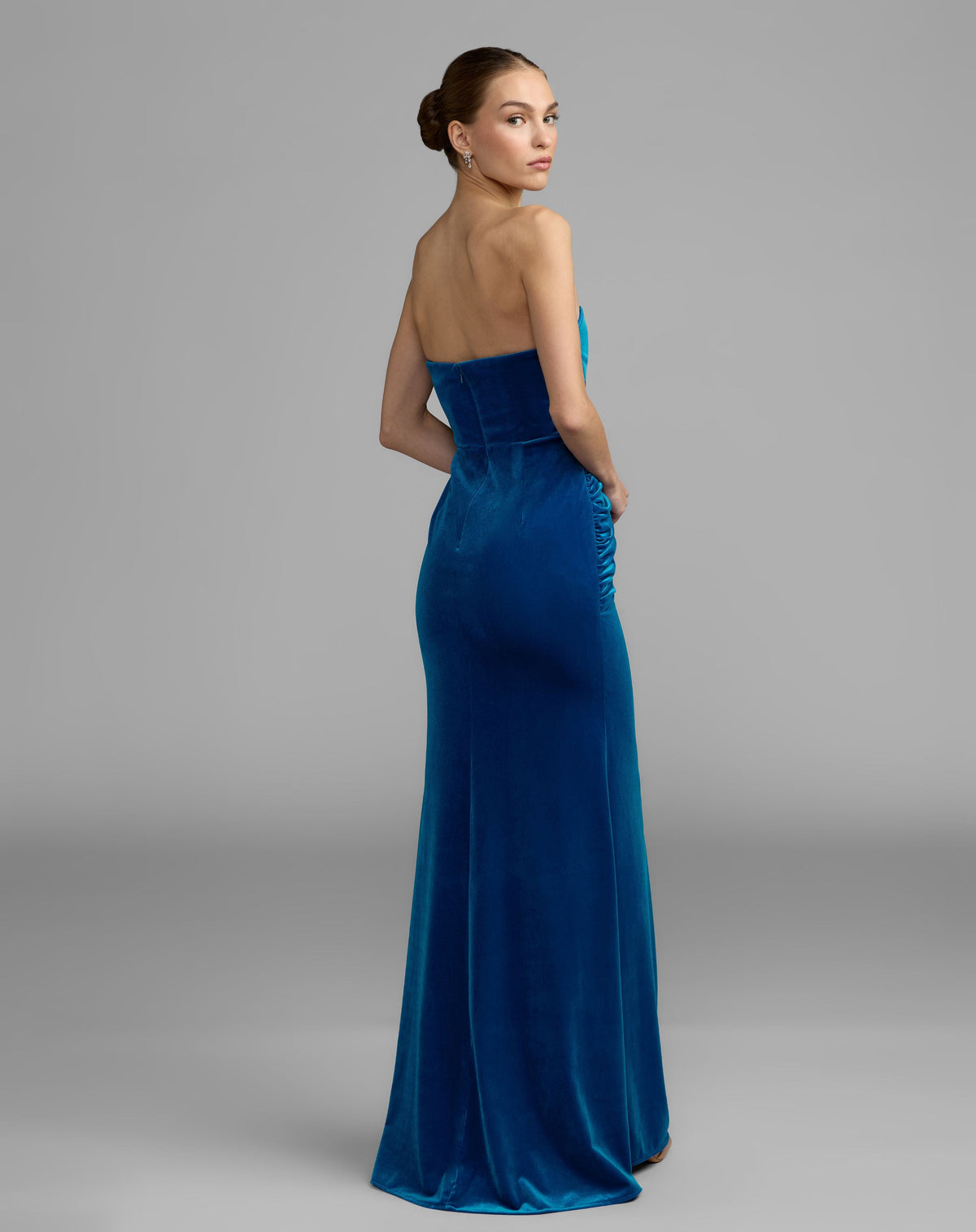 Mac Duggal Blue Strapless Velvet Draped Column Gown