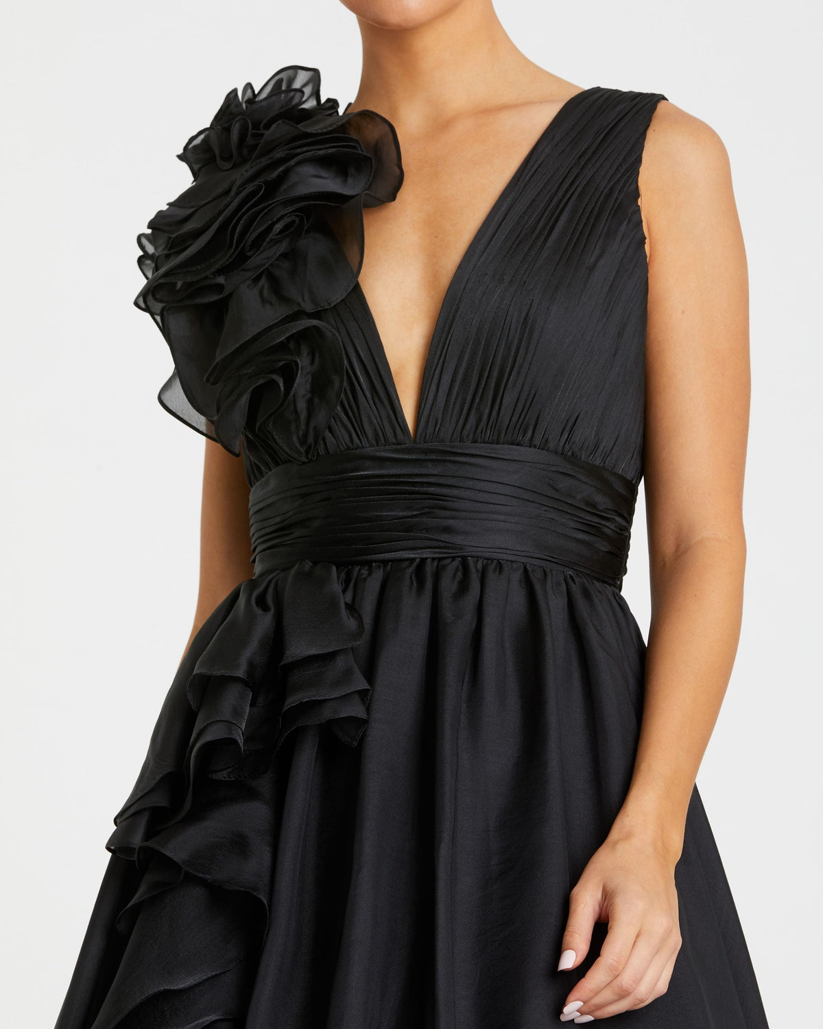 Mac Duggal Petite Black Ruffle Shoulder V-Neck Chiffon Gown