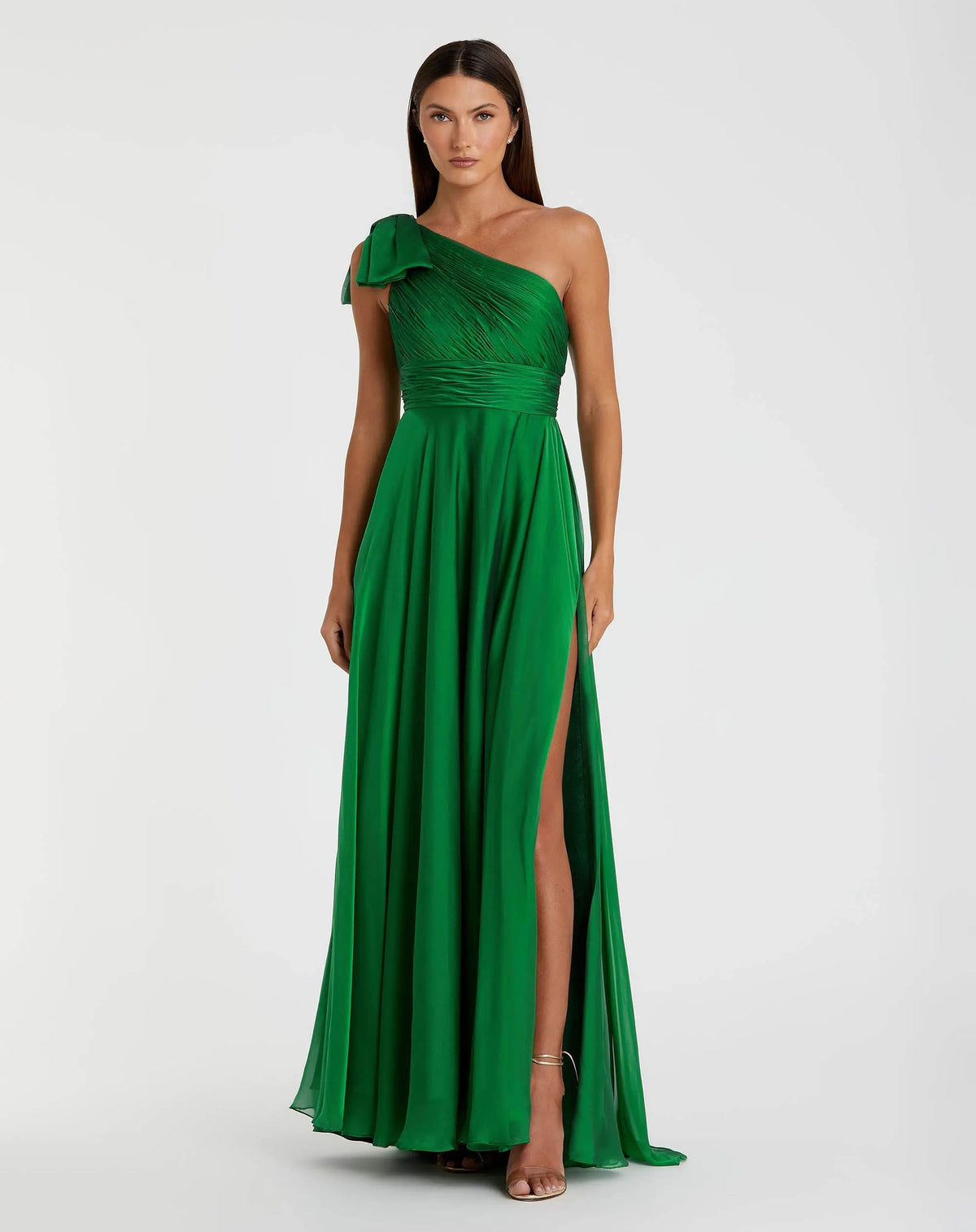 Mac Duggal Petite Green Sleeveless One Shoulder Pleated Gown