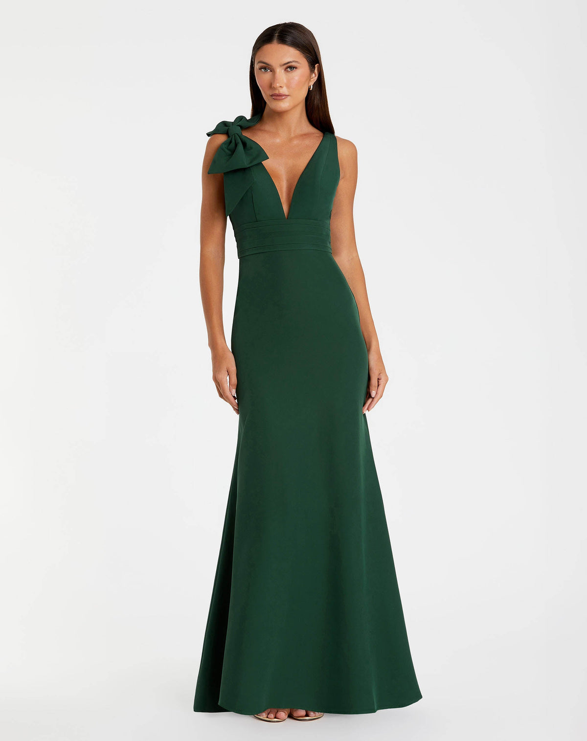 Mac Duggal Green Sleeveless V Neck Bow Detail Mermaid Gown