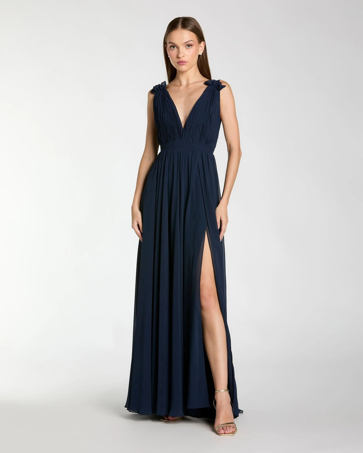 Mac Duggal Petite Navy Pleated Chiffon Sleeveless V-Neck Gown