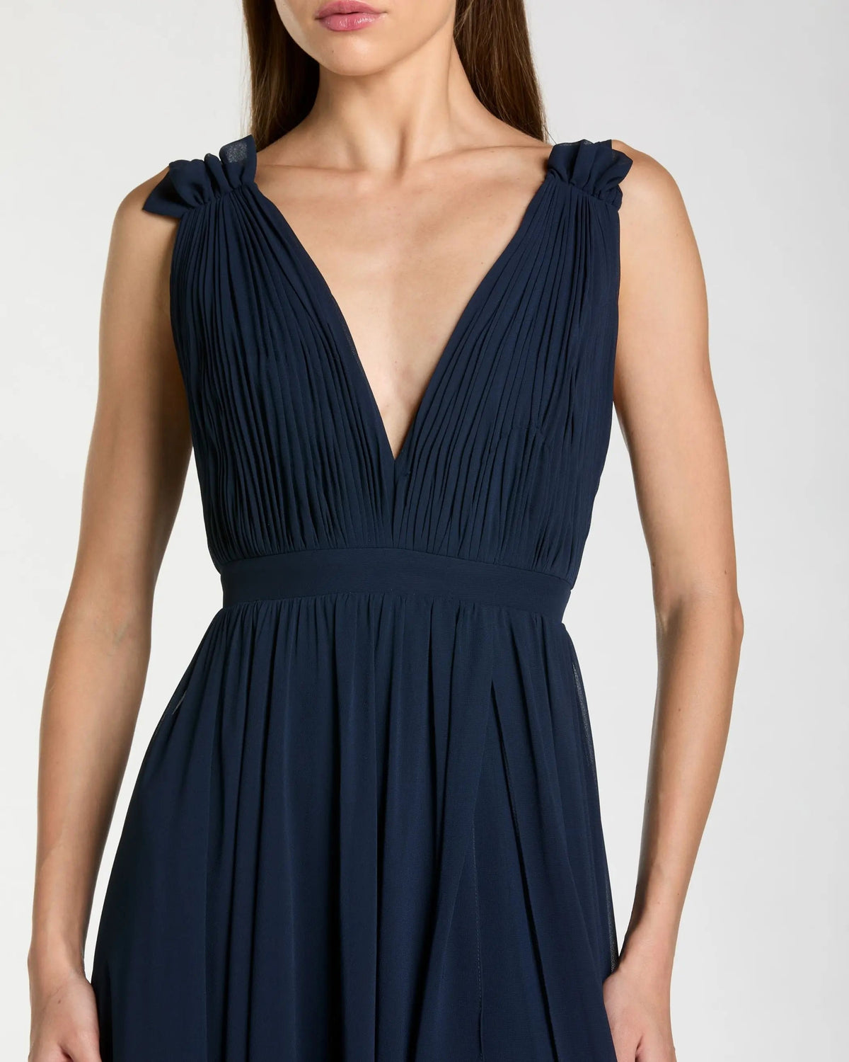 Mac Duggal Petite Navy Pleated Chiffon Sleeveless V-Neck Gown