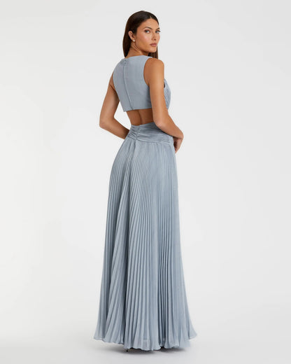 Mac Duggal Blue Ruched Chiffon Sleeveless Gown With 3D Flower