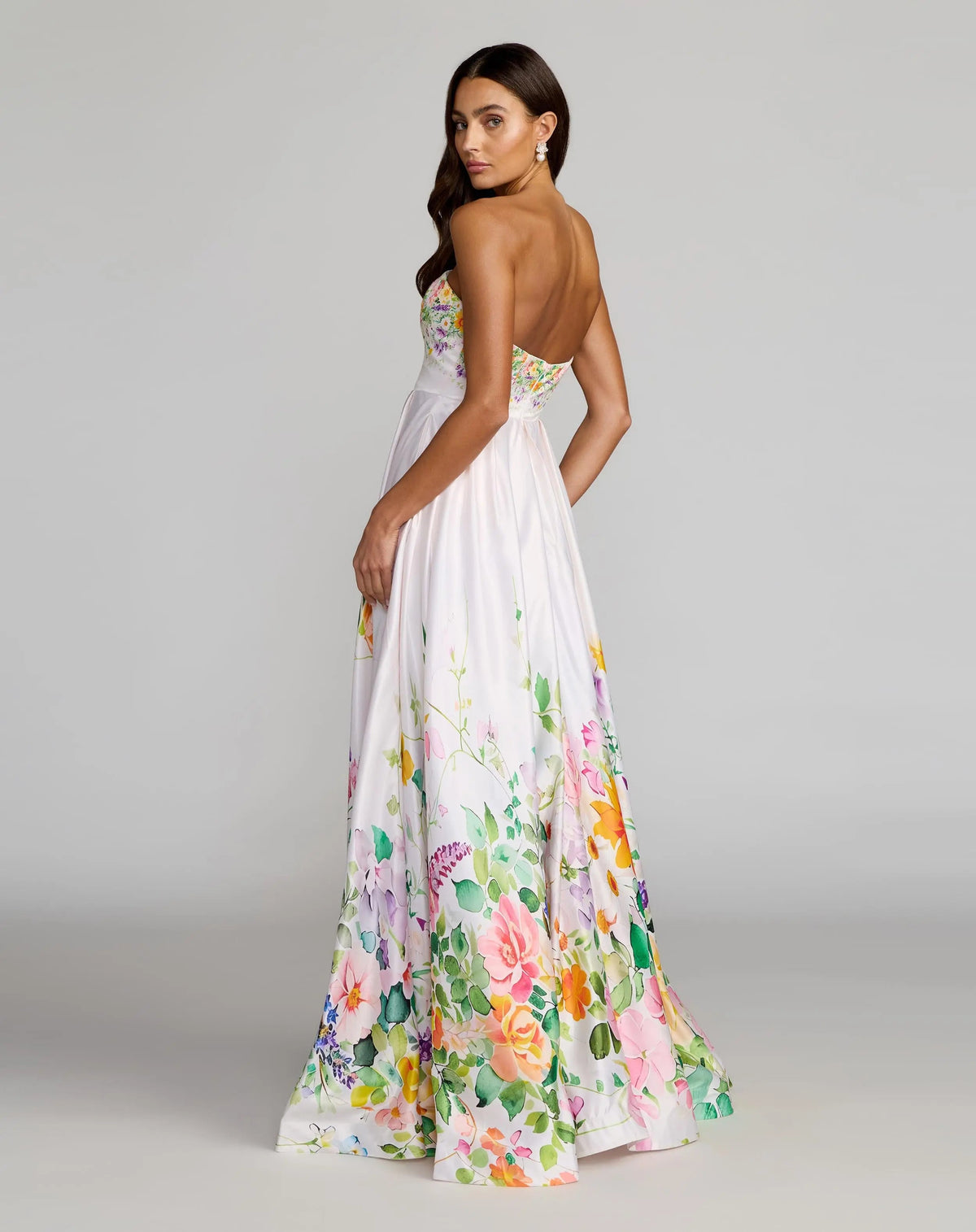 Mac Duggal White Floral Print Strapless Satin A Line Gown With Pockets
