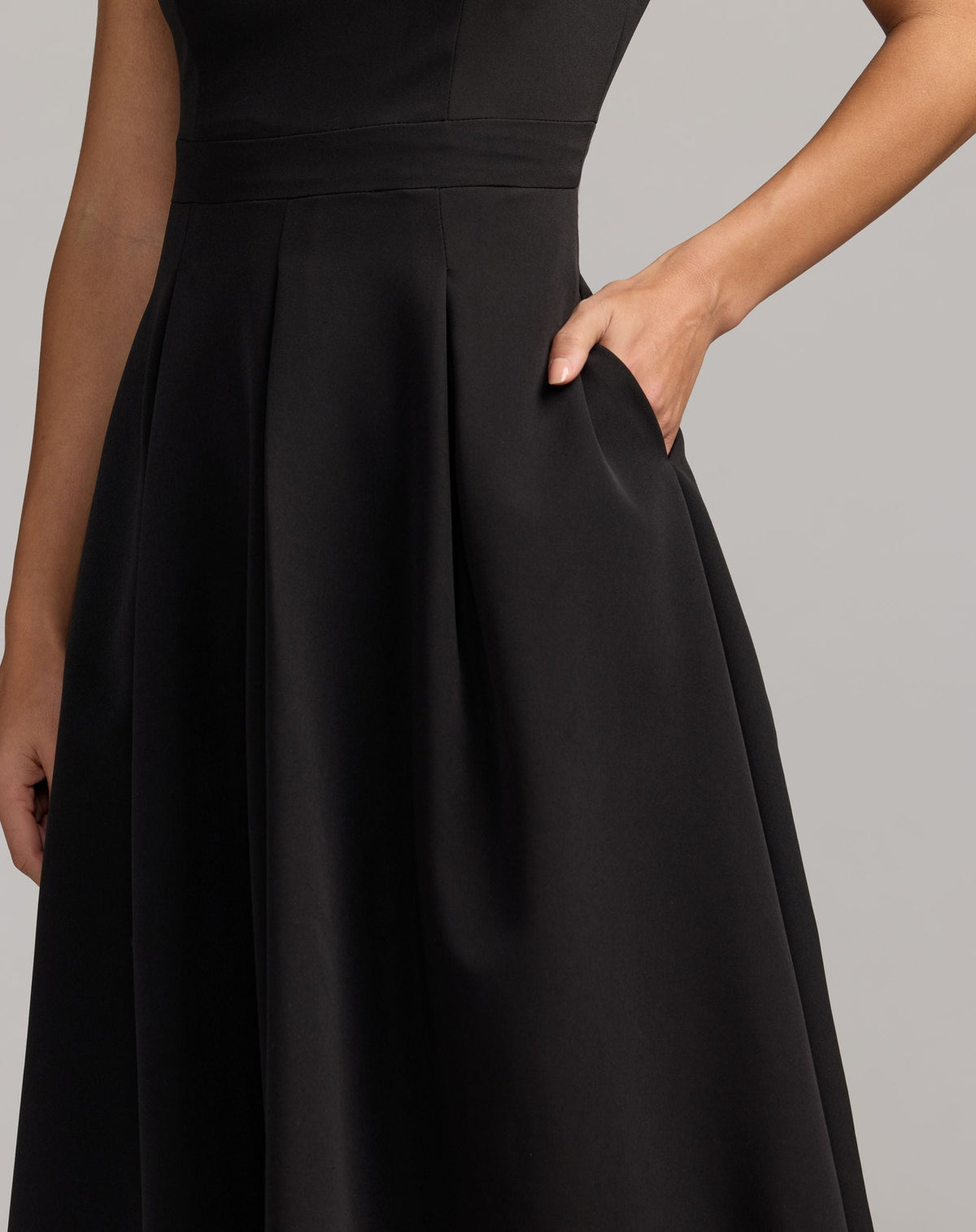 Mac Duggal Black Embellished Collar A-Line Midi Dress