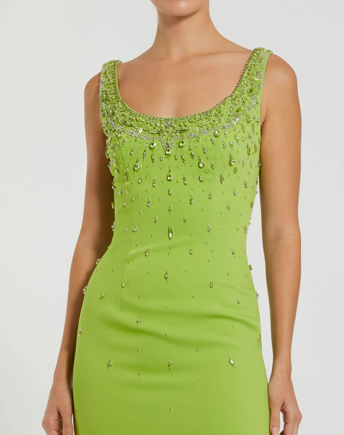 Mac Duggal Green Beaded Crepe Scoop Neck Sleeveless Midi Dress