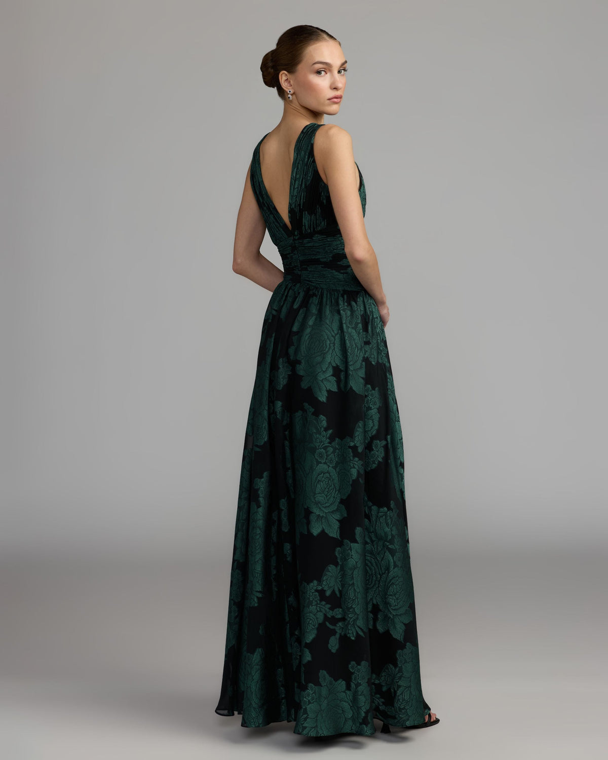 Mac Duggal Emerald Floral Sleeveless Plunge Neck Gown