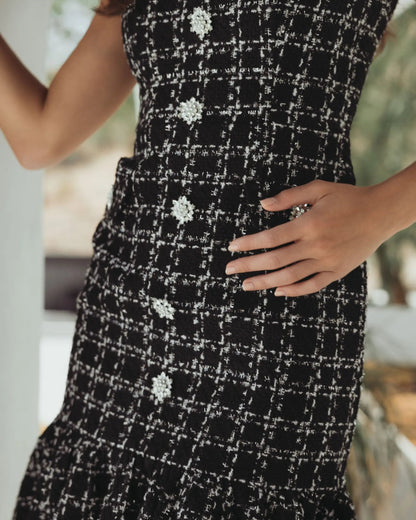 Mac Duggal Black Cap Sleeve Boucle A-Line Midi Dress